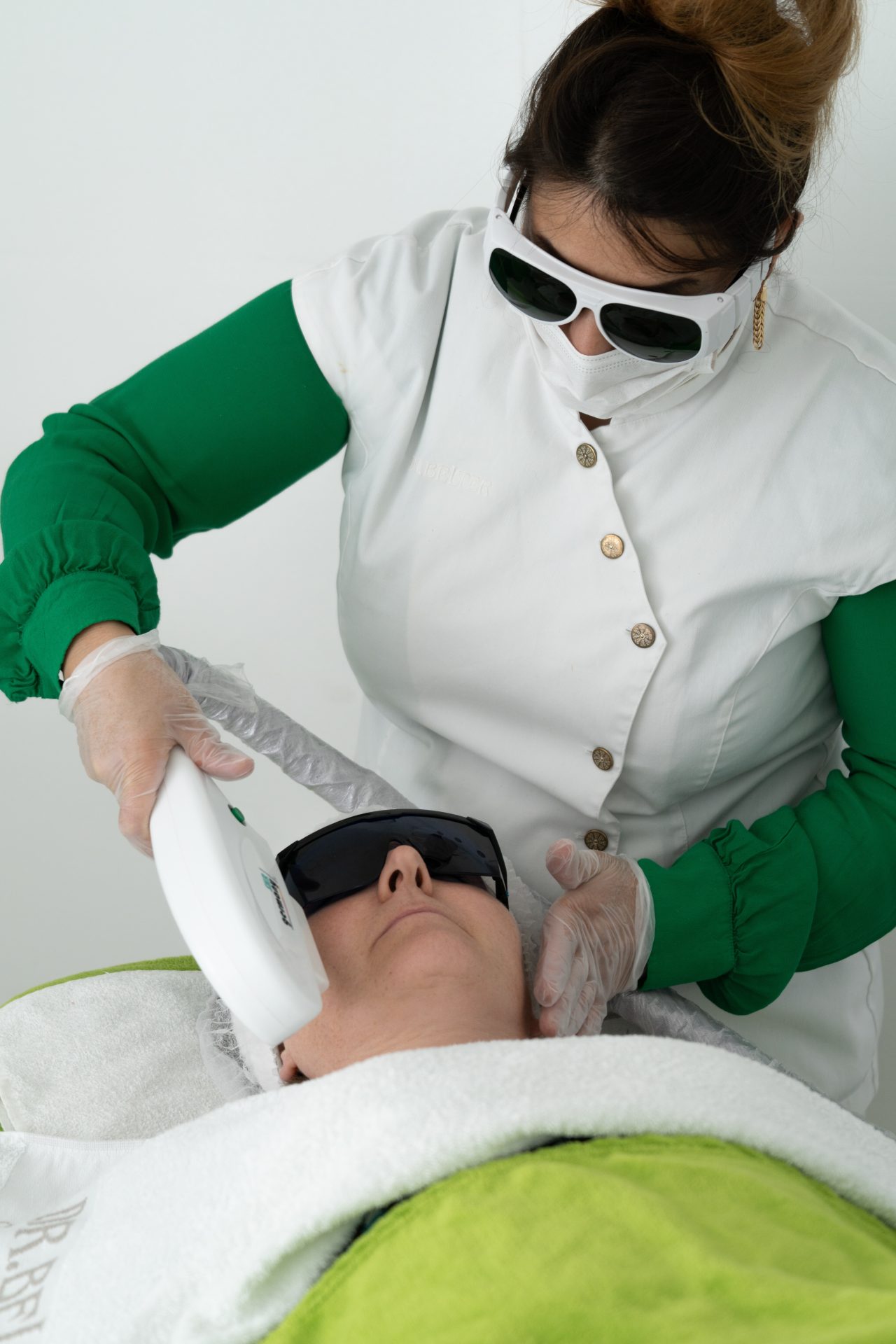 doctor doing laser procedure